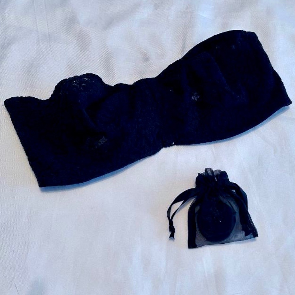 NWOT Wacoal Removable Strap Black Bra 36D